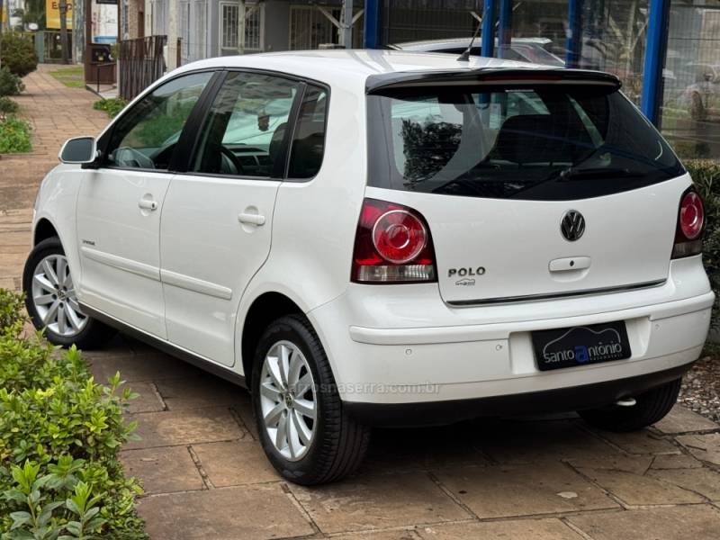 VOLKSWAGEN - POLO - 2012/2012 - Branca - R$ 44.900,00
