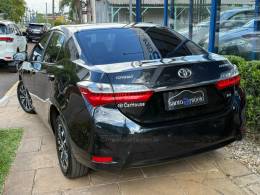 TOYOTA - COROLLA - 2017/2018 - Preta - R$ 89.900,00