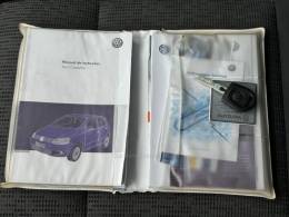 VOLKSWAGEN - FOX - 2013/2014 - Vermelha - R$ 43.900,00