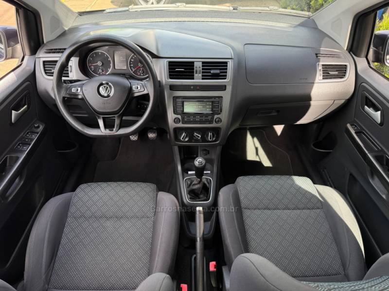 VOLKSWAGEN - FOX - 2015/2016 - Azul - R$ 51.900,00