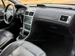 PEUGEOT - 307 - 2009/2010 - Vermelha - R$ 26.900,00