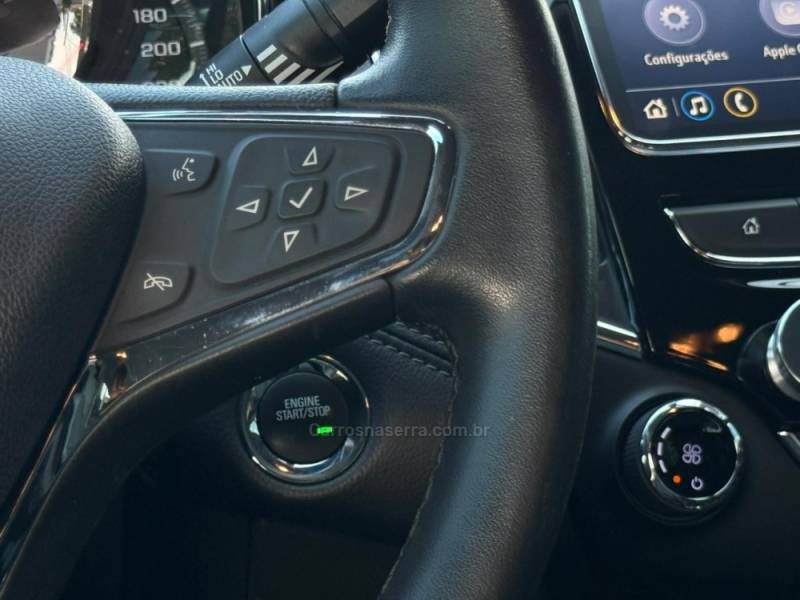 CHEVROLET - CRUZE - 2022/2023 - Branca - R$ 114.900,00