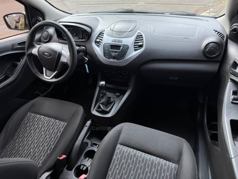 FORD - KA - 2017/2018 - Branca - R$ 41.990,00