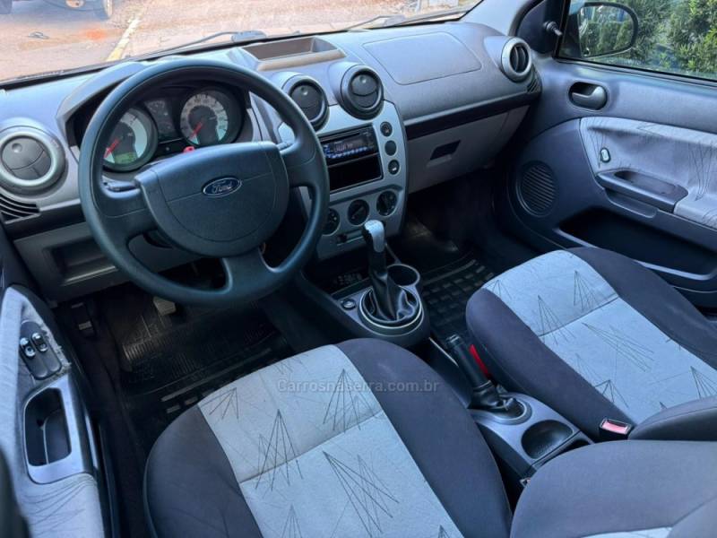 FORD - FIESTA - 2009/2009 - Preta - R$ 28.900,00