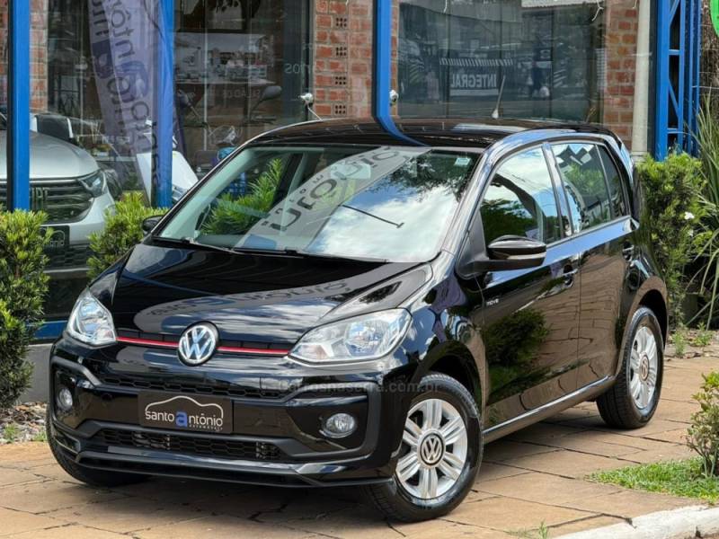 VOLKSWAGEN - UP - 2018/2018 - Preta - R$ 65.900,00