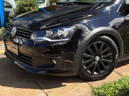 VOLKSWAGEN - SAVEIRO - 2015/2015 - Preta - R$ 53.900,00