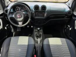 FIAT - PALIO - 2013/2014 - Amarela - R$ 44.900,00