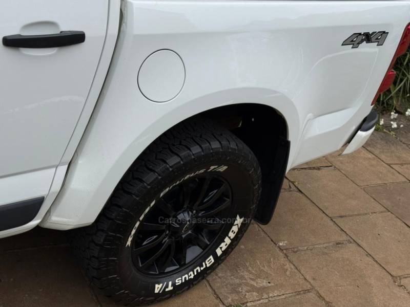 CHEVROLET - S10 - 2019/2020 - Branca - R$ 129.900,00