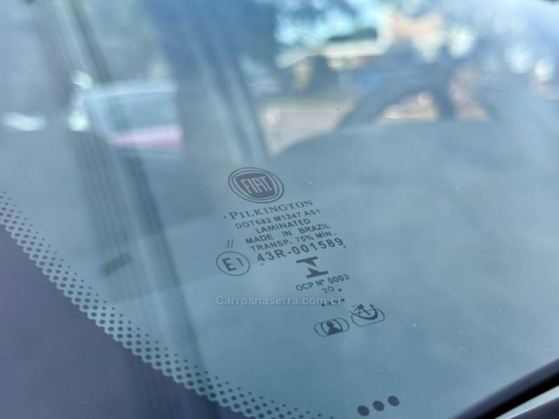 FIAT - UNO - 2021/2021 - Branca - R$ 46.900,00