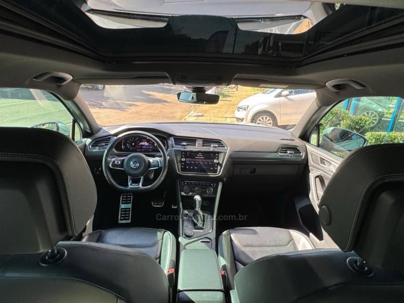 VOLKSWAGEN - TIGUAN - 2018/2019 - Prata - R$ 169.900,00