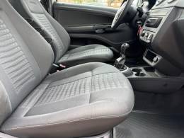 VOLKSWAGEN - SAVEIRO - 2013/2014 - Branca - R$ 64.900,00