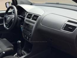 VOLKSWAGEN - FOX - 2020/2021 - Vermelha - R$ 66.900,00