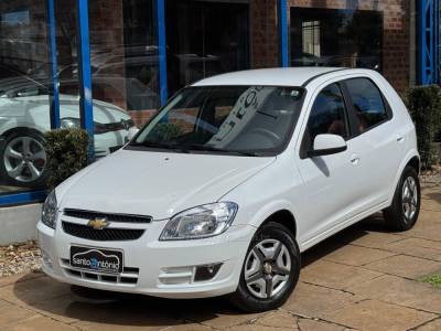 CHEVROLET - CELTA - 2014/2015 - Branca - R$ 35.900,00