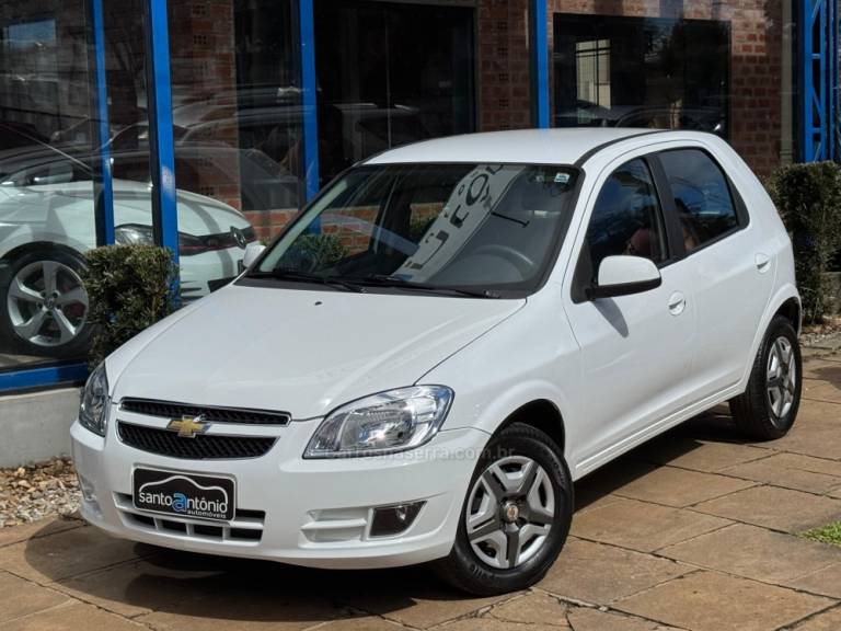 CHEVROLET - CELTA - 2014/2015 - Branca - R$ 35.900,00
