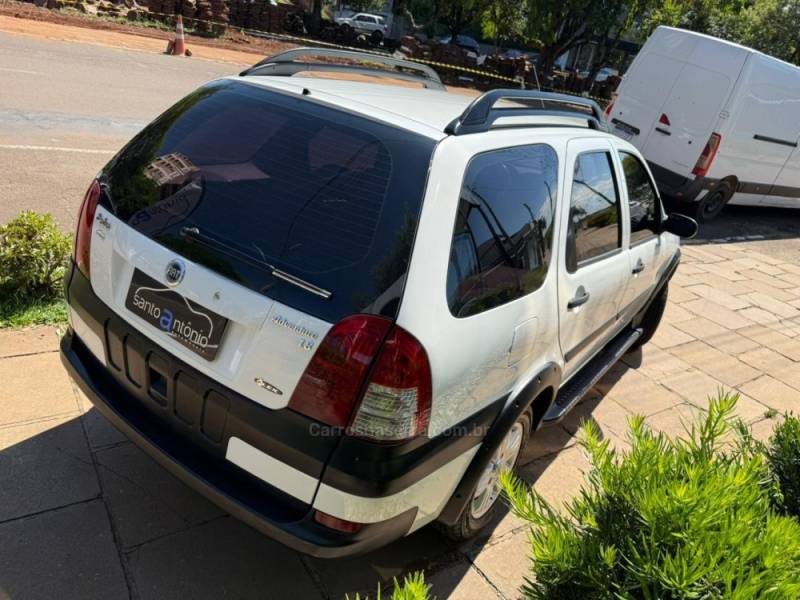 FIAT - PALIO - 2006/2007 - Branca - R$ 29.900,00