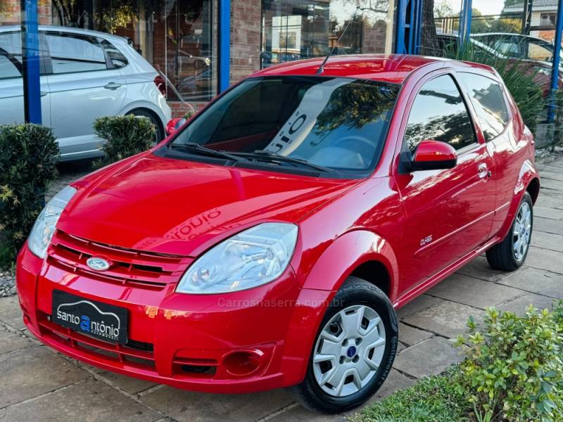 FORD - KA - 2010/2011 - Vermelha - R$ 27.900,00