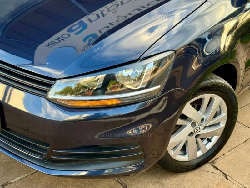 VOLKSWAGEN - FOX - 2015/2016 - Azul - R$ 51.900,00