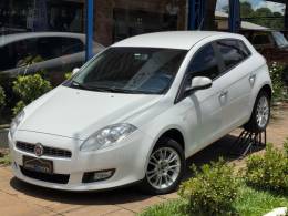 FIAT - BRAVO - 2013/2014 - Branca - R$ 38.900,00