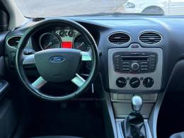 FORD - FOCUS - 2013/2013 - Cinza - R$ 46.900,00