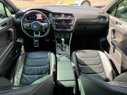 VOLKSWAGEN - TIGUAN - 2018/2019 - Prata - R$ 169.900,00