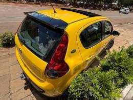 FIAT - PALIO - 2013/2014 - Amarela - R$ 44.900,00