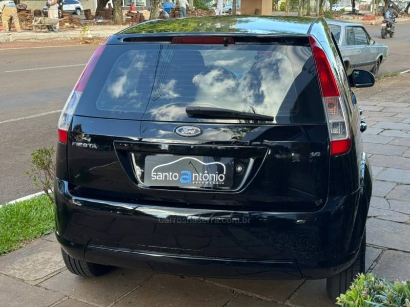 FORD - FIESTA - 2009/2009 - Preta - R$ 28.900,00