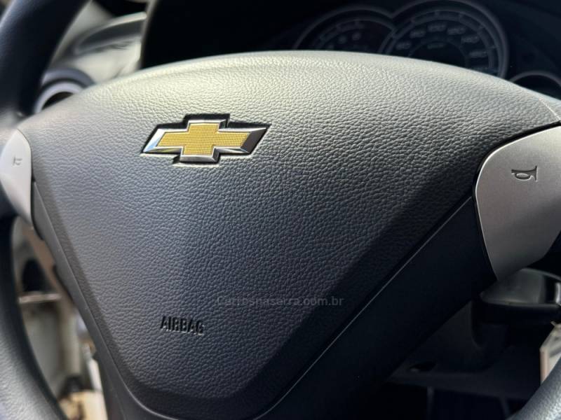 CHEVROLET - CELTA - 2014/2015 - Branca - R$ 35.900,00