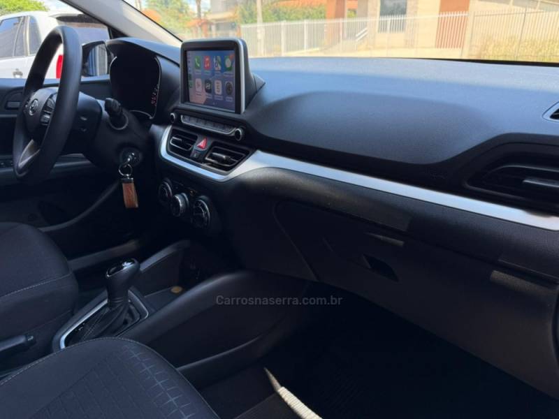 HYUNDAI - HB20 - 2023/2024 - Prata - R$ 84.900,00