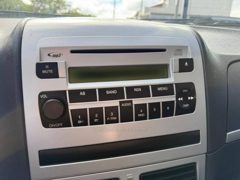 FIAT - PALIO - 2008/2009 - Cinza - R$ 33.900,00