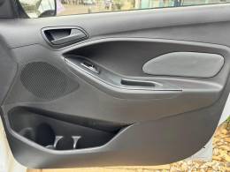 FORD - KA - 2017/2018 - Branca - R$ 41.990,00