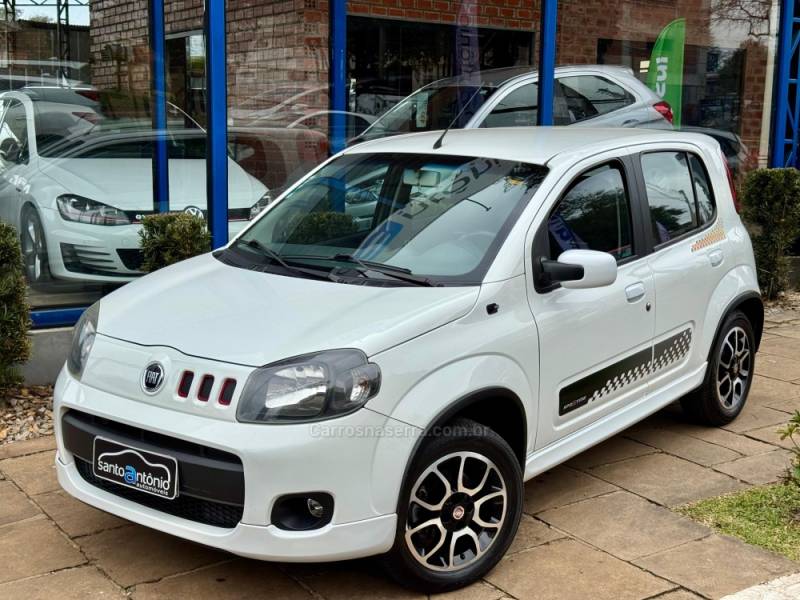 FIAT - UNO - 2012/2013 - Branca - R$ 42.900,00