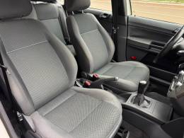 VOLKSWAGEN - POLO - 2012/2012 - Branca - R$ 44.900,00
