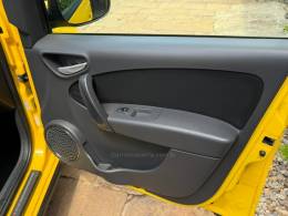 FIAT - PALIO - 2013/2014 - Amarela - R$ 44.900,00