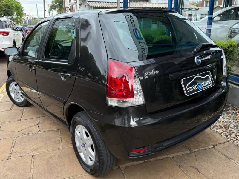 FIAT - PALIO - 2007/2007 - Preta - R$ 26.900,00