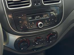 FIAT - GRAND SIENA - 2013/2013 - Branca - R$ 35.900,00