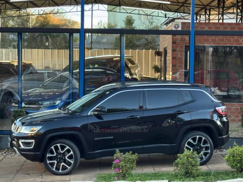 JEEP - COMPASS - 2018/2019 - Preta - R$ 119.900,00
