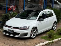 VOLKSWAGEN - GOLF - 2014/2015 - Branca - R$ 149.900,00