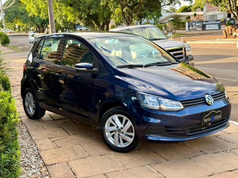 VOLKSWAGEN - FOX - 2015/2016 - Azul - R$ 51.900,00