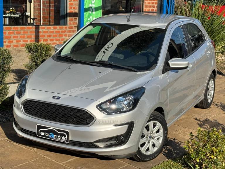 FORD - KA - 2018/2019 - Prata - R$ 47.900,00