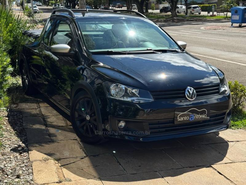 VOLKSWAGEN - SAVEIRO - 2015/2015 - Preta - R$ 53.900,00