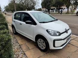 VOLKSWAGEN - UP - 2017/2018 - Branca - R$ 46.900,00