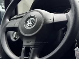 VOLKSWAGEN - FOX - 2013/2014 - Prata - R$ 42.900,00