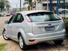 FORD - FOCUS - 2011/2012 - Prata - R$ 41.900,00