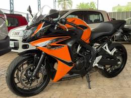 HONDA - CBR 650F - 2018/2019 - Laranja - R$ 47.900,00