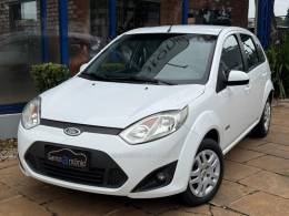 FORD - FIESTA - 2012/2013 - Branca - R$ 34.900,00