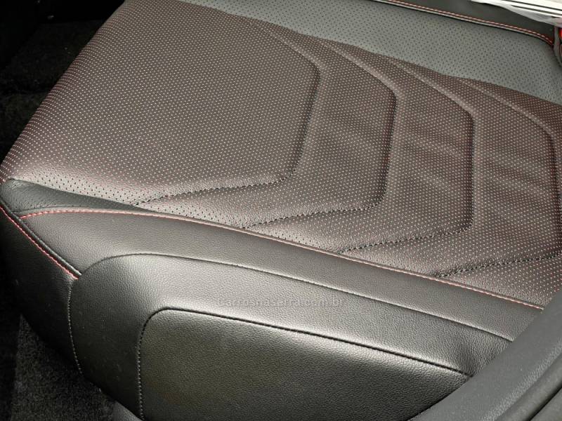 VOLKSWAGEN - JETTA - 2023/2023 - Azul - R$ 199.900,00