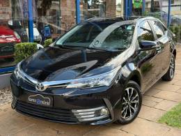 TOYOTA - COROLLA - 2017/2018 - Preta - R$ 89.900,00