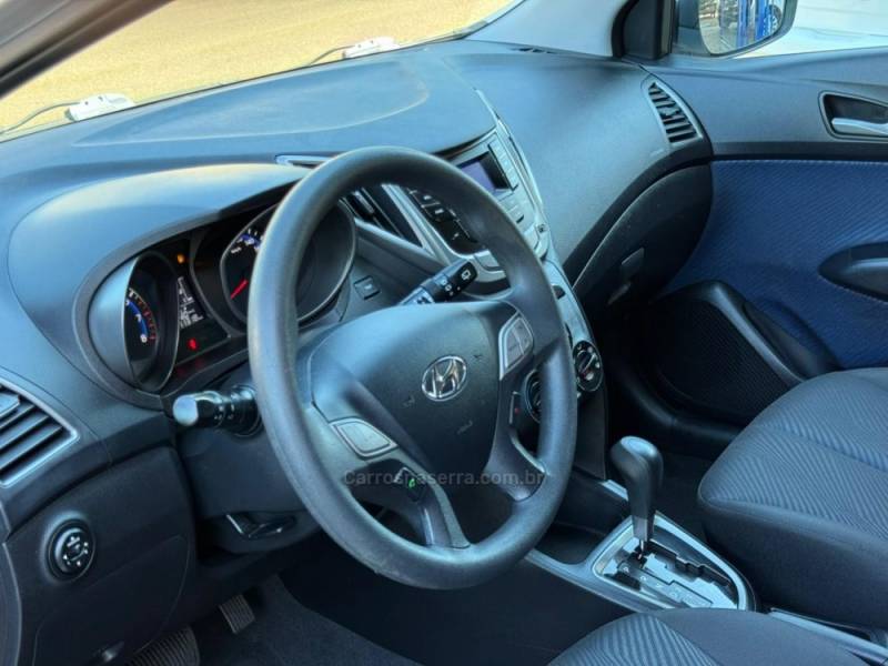 HYUNDAI - HB20 - 2013/2014 - Prata - R$ 53.900,00