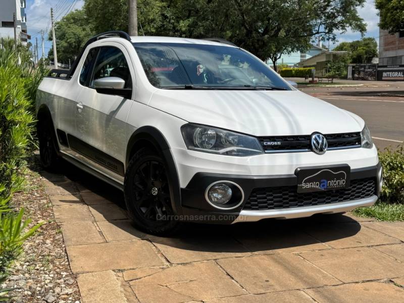 VOLKSWAGEN - SAVEIRO - 2015/2015 - Branca - R$ 69.900,00