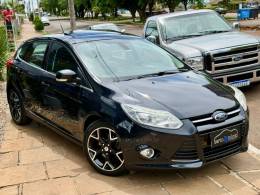 FORD - FOCUS - 2015/2015 - Preta - R$ 55.900,00
